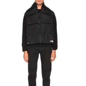 The North Face Nuptse Scarf in Black